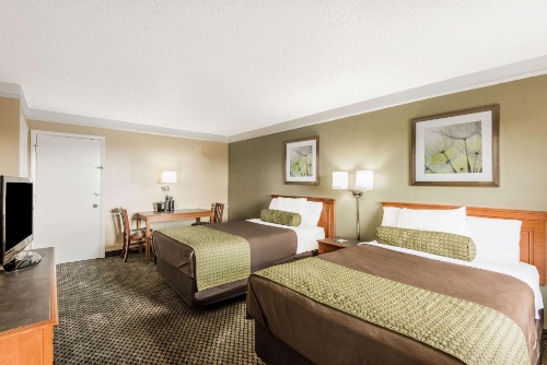 Baymont by Wyndham San Antonio Near South Texas Medical Ctr image 5